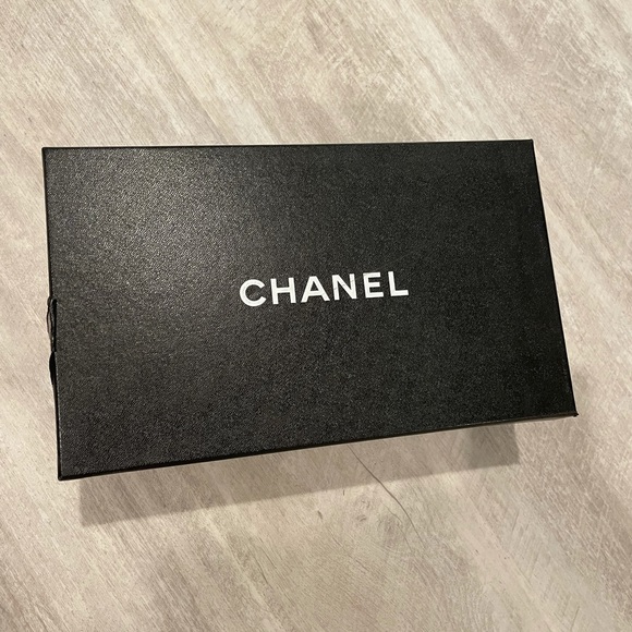 Chanel mules, never worn. - Picture 5 of 7